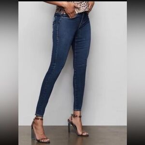 Good American Good Legs Crop Skinny Jean size 8